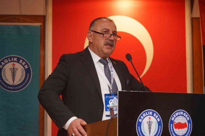 Sağlık-sen Kastamonu Şube Başkanı Mehmet Öz Güven Tazeledi