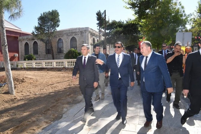 Malatya’nın Yeni Kent Meydanı 29 Ekim’de Açılacak
