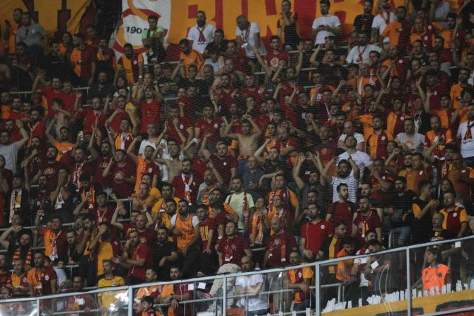 Spor Toto Süper Lig: Adana Demirspor: 0 - Galatasaray: 0 (Maç Devam Ediyor)