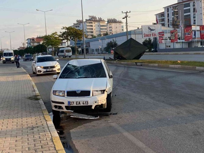 Antalya’da Otomobil Sulama Deposuna Çarptı: 1 Yaralı