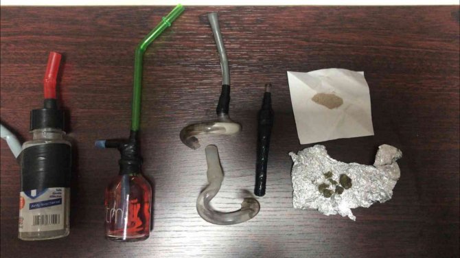 İ̇zmir’de Bazı İstasyonundan Aküleri Çalan Hırsızlara Suçüstü