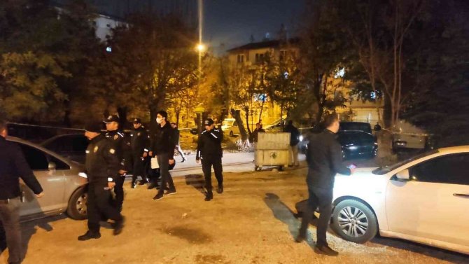 Ankara’da Bir Evde 5 Afgan Bıçaklanmış Halde Ölü Bulundu
