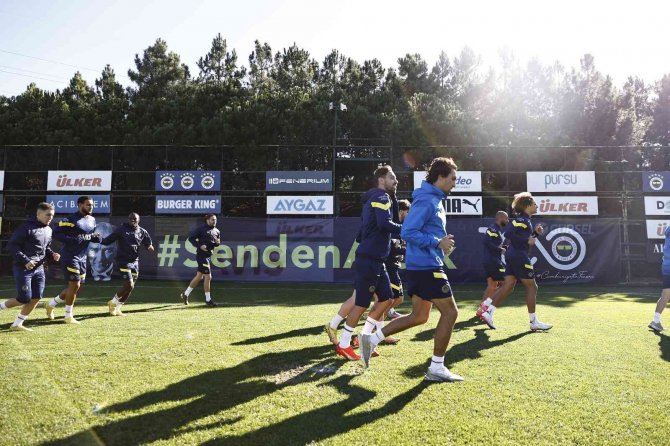 Fenerbahçe, Giresunspor Maçı Hazırlıklarını Devam Ettirdi