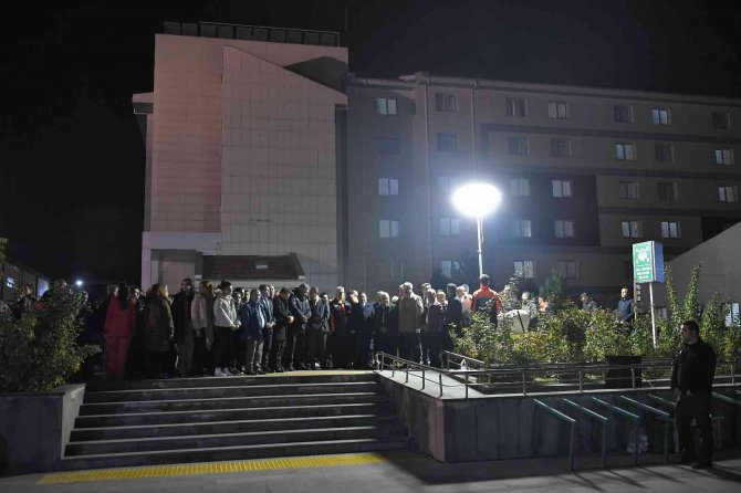 Başkan Büyükkılıç, ‘Çök-kapan-tutun’ Tatbikatına Katıldı