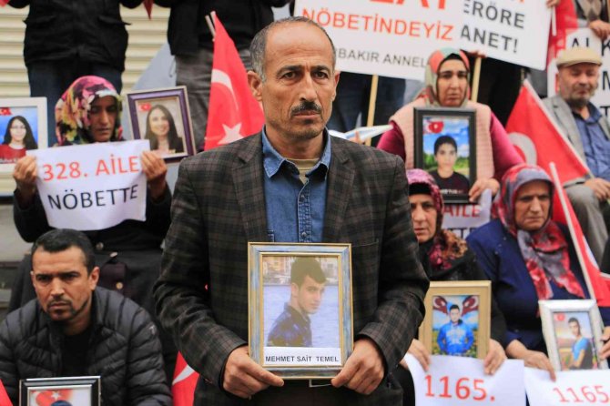 Diyarbakır’da Evlat Nöbetine İki Aile Daha Katıldı