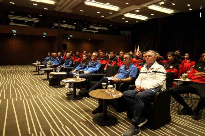 Mhk Kasım Ayı Semineri Yapıldı