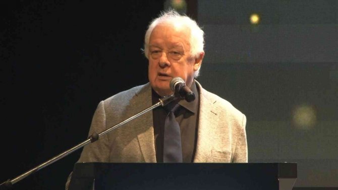 3. Esenler Film Günleri Ödüllü Yönetmen Jim Sheridan’ın Katılımıyla Başladı