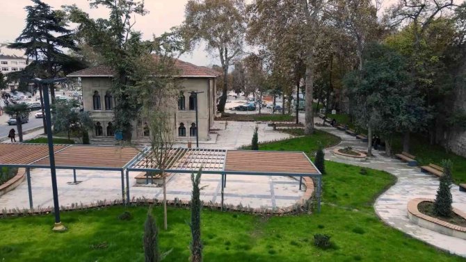 Bakan Kurum: “Sinop Meydanını; Tarihi, Kültürü, Medeniyeti Yeniden Gün Yüzüne Çıkardık”