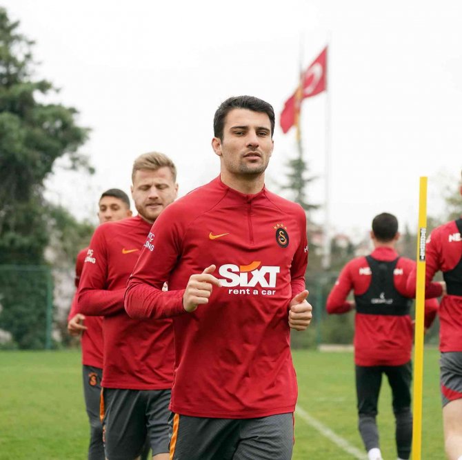 Galatasaray Hazırlıklarına Devam Etti