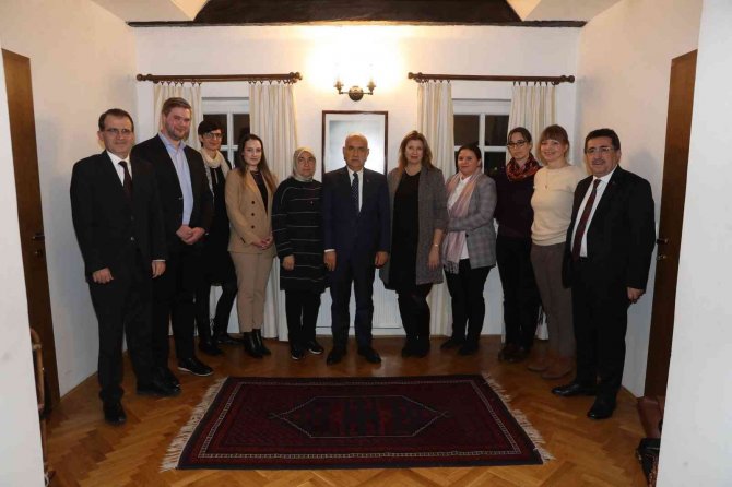Tarım Ve Orman Bakanı Kirişci, Lübliyana Büyükelçiliğinde Sloven Vatandaşlarla Buluştu