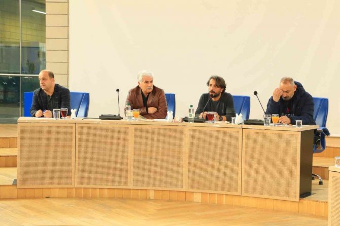 Yenişehir’de Halk Oyunları Çalıştayı Düzenlendi