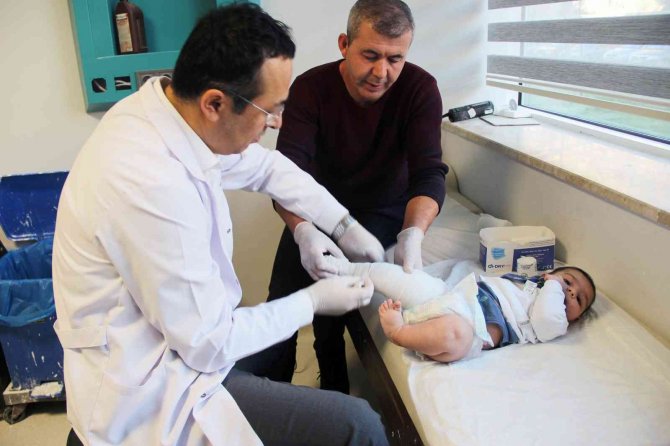 Yeni Doğan Çocuklara Kalça Ultrasonu Uyarısı