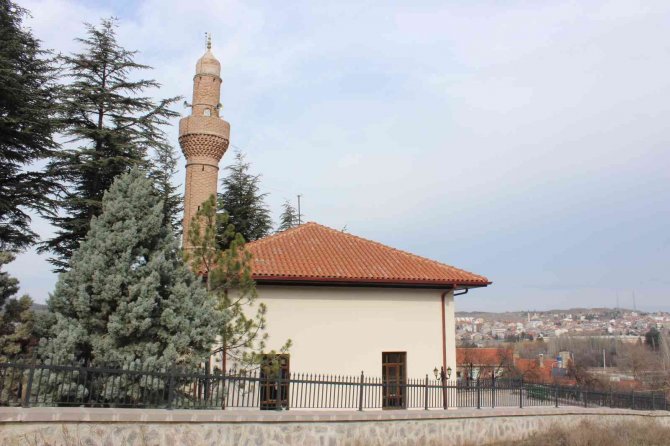 Osmanlı Devleti’nin Kurulduğunun Dünyaya İlan Edildiği Camide Anma Programı