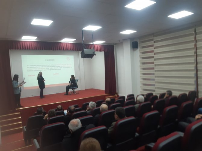 Eskişehir’de Aile Okulu Projesiyle 488 Muhtara Eğitim Verildi