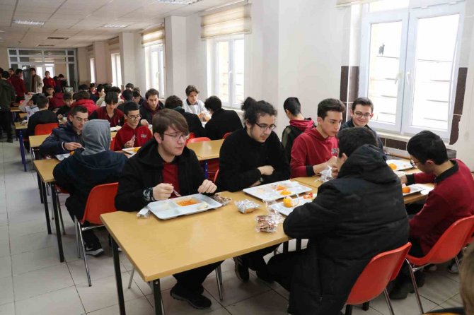Sivas’ta 31 Bin 347 Öğrenci, Milli Eğim Bakanlığı Tarafından Uygulanan Ücretsiz Yemek Programından Yararlanacak