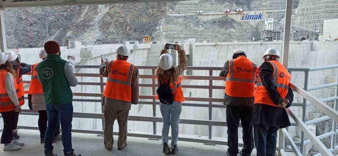 Baraj Kapaklarının Kapanmasıyla, Gövdede Biriken Su Seviyesi 2 Ay İçinde 74 Metreyi Buldu