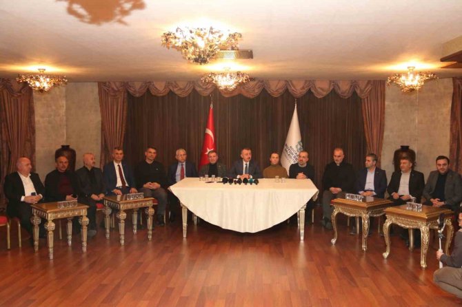 Kocaeli’den 12 Belediye Başkanı Deprem Bölgelerinde Görevlendirildi
