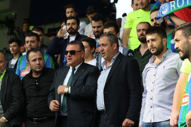 Çaykur Rizespor-Atiler Konyaspor Maçı Fotoğrafları 10