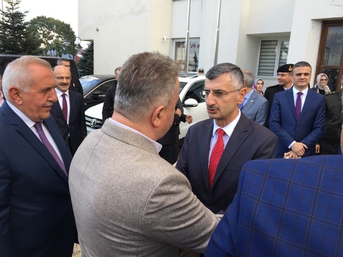 Vali Erdoğan Bektaş Rize'den Ayrıldı 3