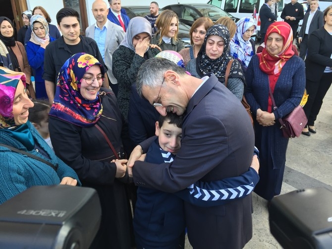 Vali Erdoğan Bektaş Rize'den Ayrıldı 35