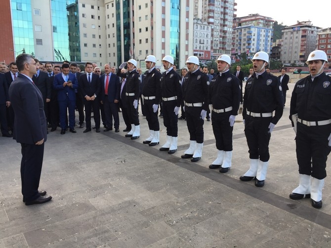 Vali Erdoğan Bektaş Rize'den Ayrıldı 46