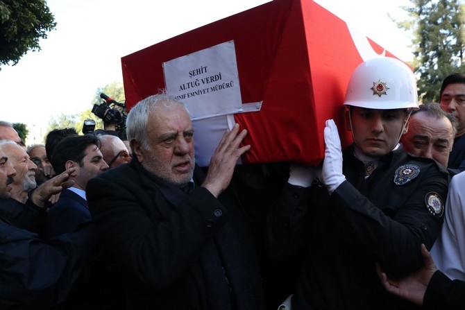 Şehit Emniyet Müdürü Altuğ Verdi Mersin'de gözyaşlarıyla uğurlandı 67