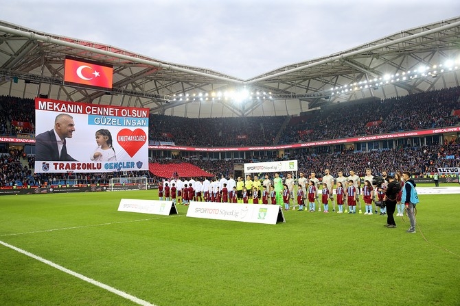 Trabzonspor-Çaykur Rizespor Maçı Fotoğrafları 49