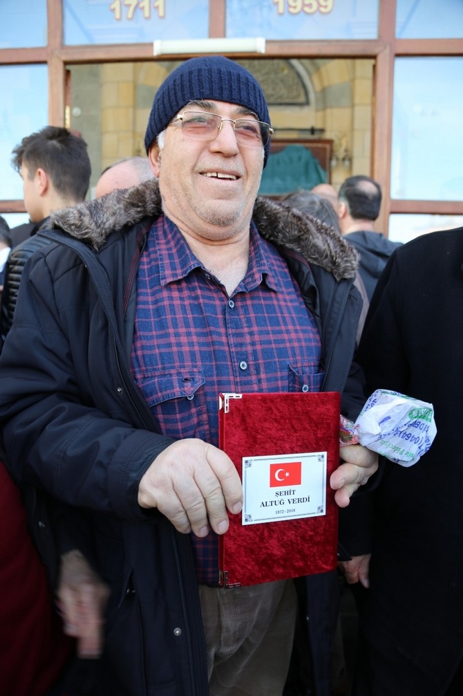 Şehit Emniyet Müdürü Altuğ Verdi için mevlit okutuldu 17