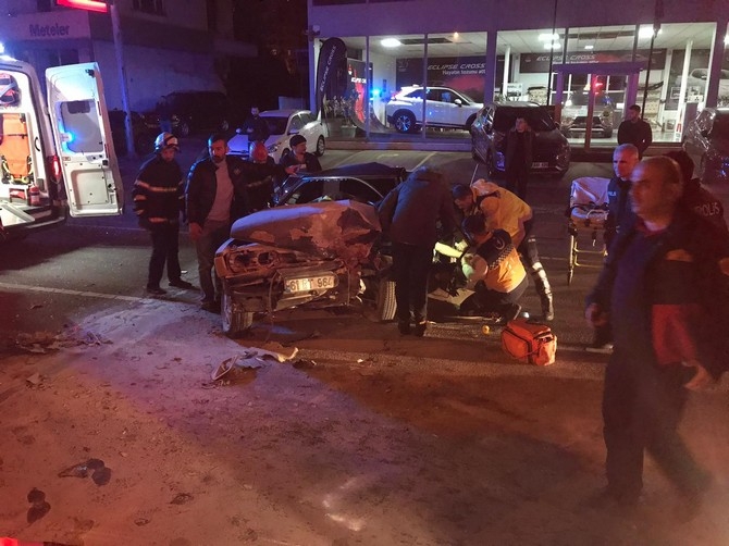 Rize'de Trafik Kazası 3 Yaralı 5