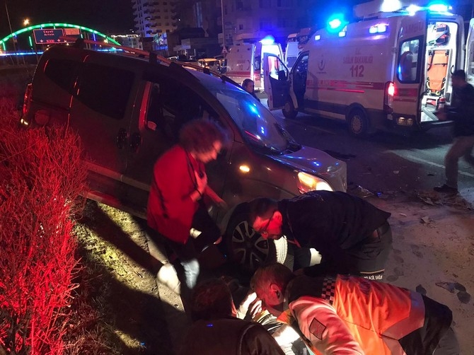 Rize'de Trafik Kazası 3 Yaralı 6