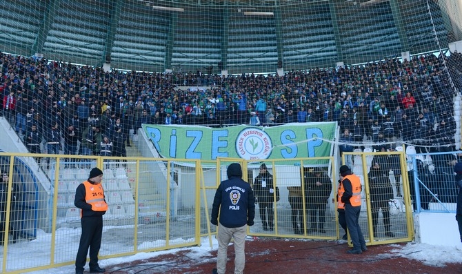 BB Erzurumspor - Çaykur Rizespor Maçı Fotoğrafları 16