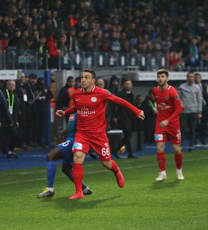 Çaykur Rizespor-Antalyaspor Maçı Fotoğrafları 37