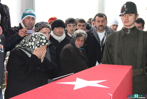 Rize Şehidini Uğurladı! 12