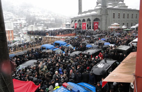 Rize Şehidini Uğurladı! 14