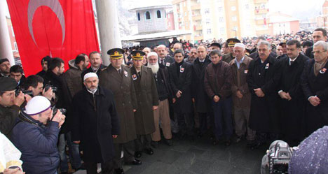 Rize Şehidini Uğurladı! 17