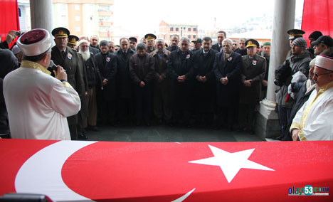 Rize Şehidini Uğurladı! 2