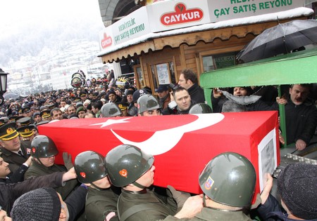 Rize Şehidini Uğurladı! 22