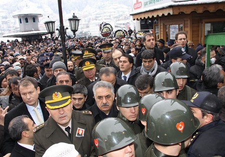 Rize Şehidini Uğurladı! 23