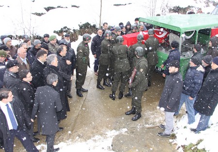 Rize Şehidini Uğurladı! 24