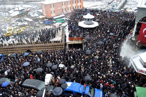 Rize Şehidini Uğurladı! 3