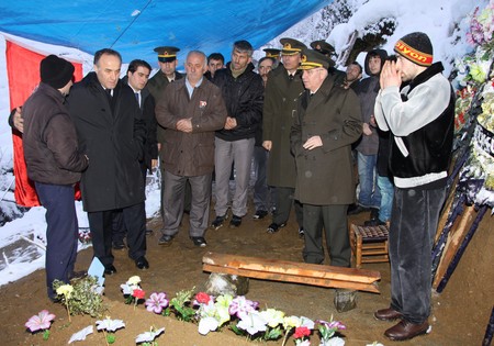 Rize Şehidini Uğurladı! 55