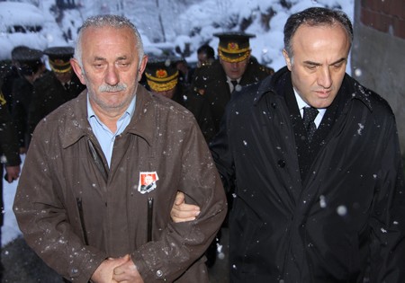 Rize Şehidini Uğurladı! 60