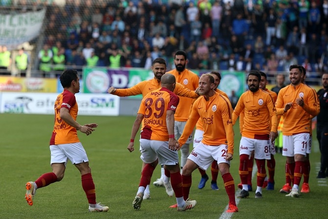 Çaykur Rizespor-Galatasaray Maçı Fotoğrafları 12