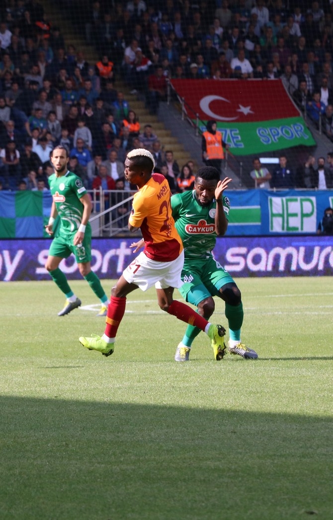 Çaykur Rizespor-Galatasaray Maçı Fotoğrafları 16