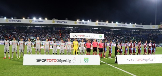 Çaykur Rizespor - Trabzonspor Maçı Fotoğrafları 1