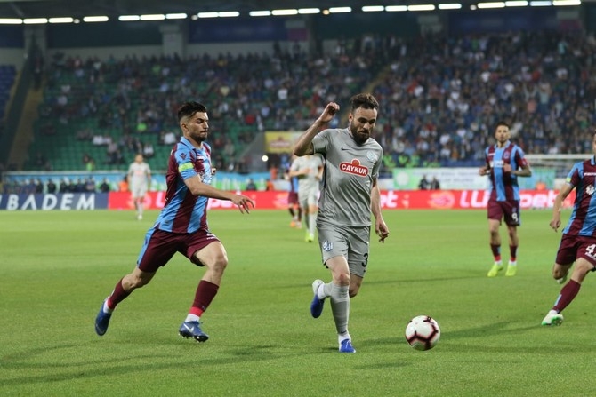 Çaykur Rizespor - Trabzonspor Maçı Fotoğrafları 18