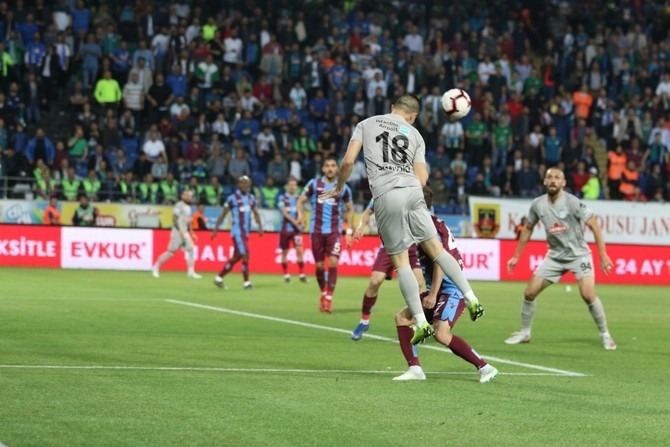 Çaykur Rizespor - Trabzonspor Maçı Fotoğrafları 20