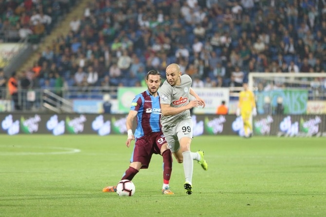 Çaykur Rizespor - Trabzonspor Maçı Fotoğrafları 33