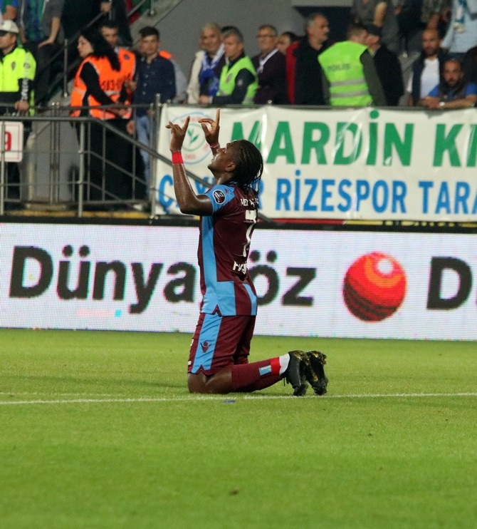 Çaykur Rizespor - Trabzonspor Maçı Fotoğrafları 39