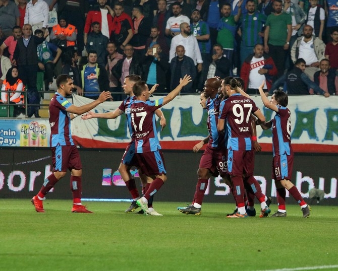 Çaykur Rizespor - Trabzonspor Maçı Fotoğrafları 40
